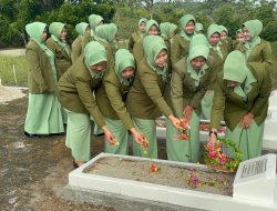 Mengenang Jasa Pahlawan, Persit Kartika Chandra Kirana Adakan Upacara di TMP Suka Negeri