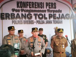 Kapolri Turun ke Posko Terpadu, Pastikan Kesiapan Personel Operasi Ketupat 2025