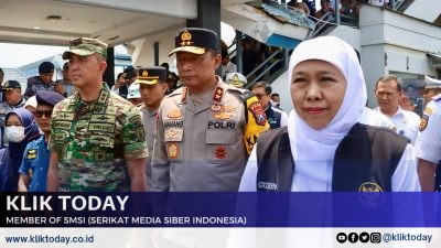 Kapolda Jatim Bersama Pangdam V Brawijaya dan Gubernur Tinjau Arus Mudik di Pelabuhan Ketapang
