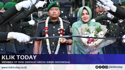 Kolonel Inf Kohir Resmi Jabat Danrem 083/Baladhika Jaya, Disambut Tradisi Pedang Pora