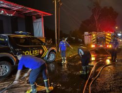 Tumpahan Solar di Jalan Maesan Bondowoso Sebabkan Puluhan Pemotor Terjatuh