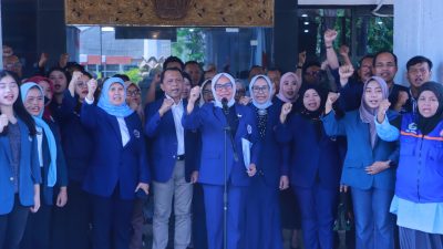 Unitomo Surabaya Serukan Persatuan dan Kedamaian di Tengah Dinamika Nasional