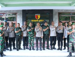 Dandim 0822 Bondowoso Sambut Hangat Silaturahmi Kapolres, Wujudkan Sinergitas TNI-Polri Jaga Harkamtibmas