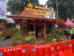 Unik dan Humanis, Polres Bondowoso Dirikan Pos Nataru Berkonsep Rumah Adat Jawa