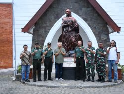 Jelang Natal, Kodim 0822 Bondowoso Tunjukkan Sikap Humanis dengan Silaturahmi ke Pendeta dan Pastur