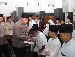 Perkuat Nilai Spiritual, Polres Nganjuk Gelar Binrohtal dan Santuni Anak Yatim