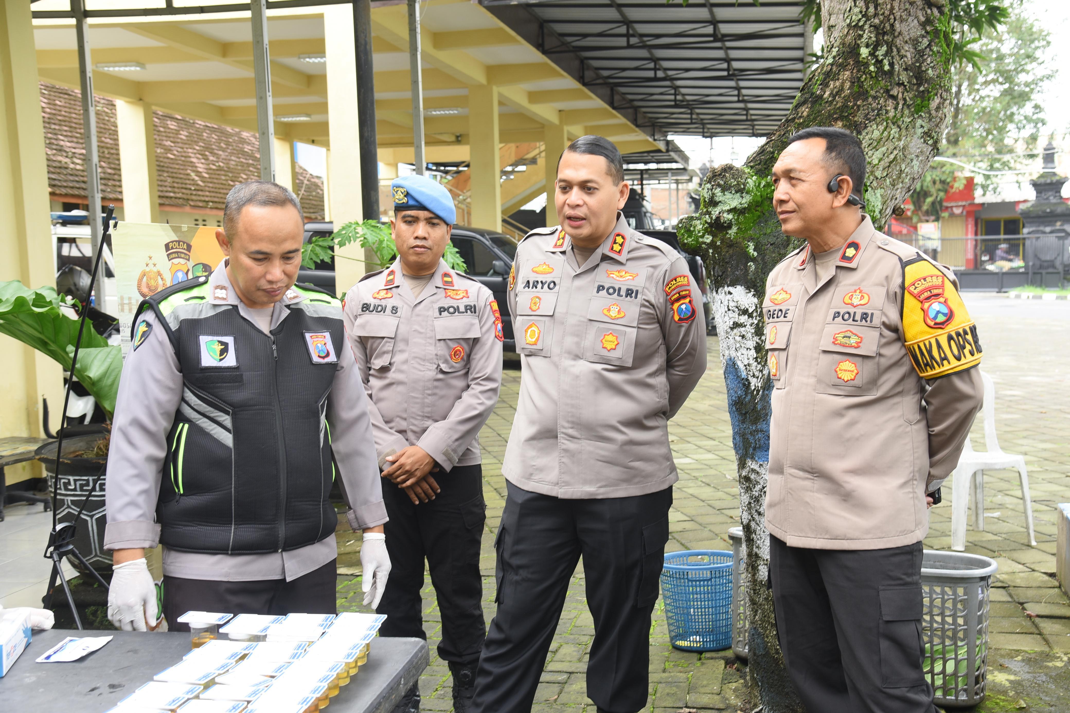 Zero Tolerance Narkoba, Polres Bondowoso Gelar Tes Urine Mendadak untuk Seluruh Personel Tanpa Pengecualian