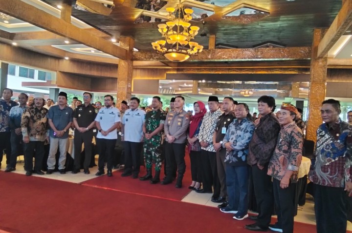 Halal Bihalal di Nganjuk, Bupati Ajak Seluruh Kepala Desa Tingkatkan Pelayanan dan Jaga Amanah