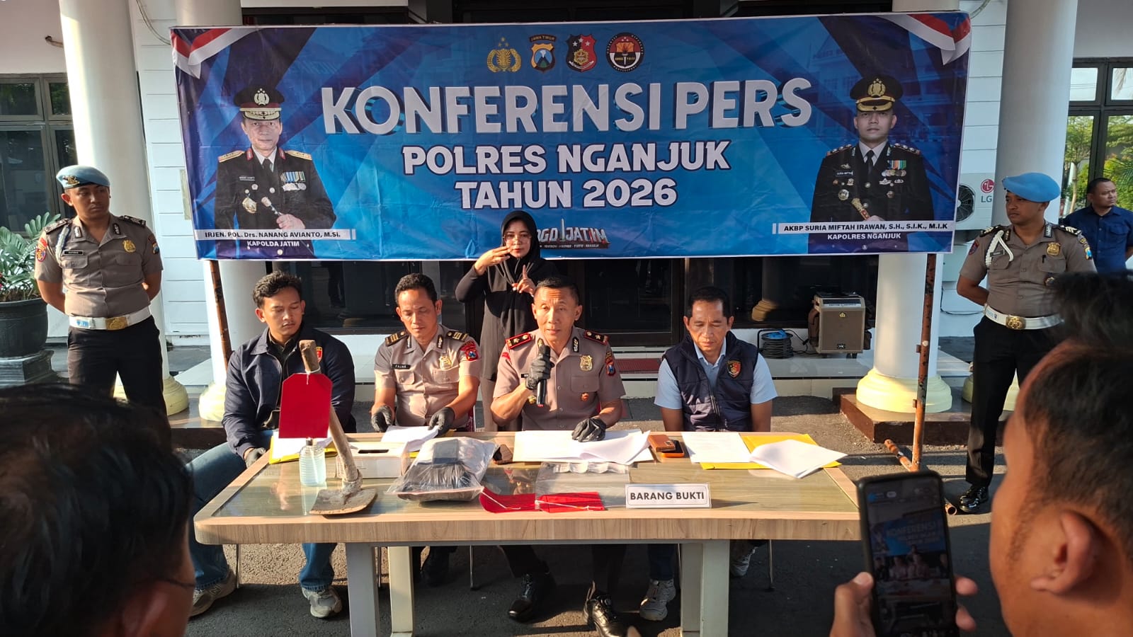 Jasad Korban Dikubur di Pekarangan Rumah, Satreskrim Polres Nganjuk Ringkus Dua Pelaku Pembunuhan Berencana