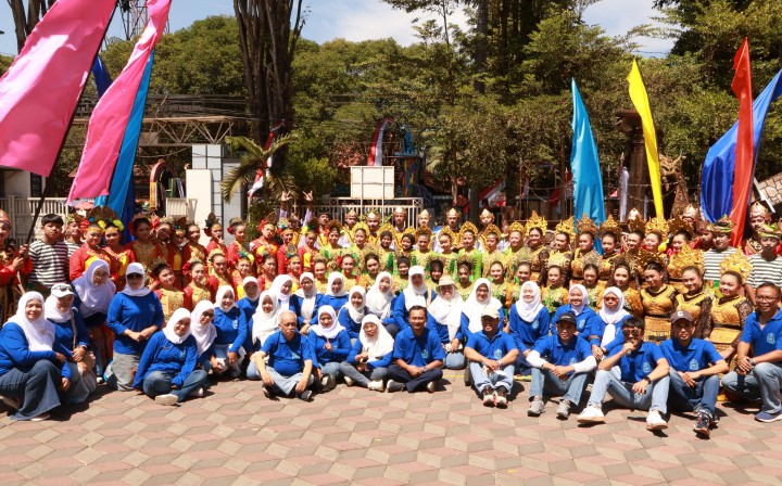 Semarak Harjabo ke-207, SMP Negeri 1 Bondowoso Tampilkan Ragam Ikon Budaya dalam Tradisi Rokatan