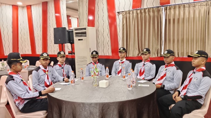 Harumkan Nama Jawa Timur, Rajawali Al-Ishlah Bondowoso Juara 1 Defile Barisan dan Karnaval Budaya